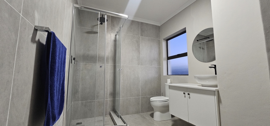 5 Bedroom Property for Sale in Myburgh Park Western Cape